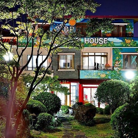 Jeju B.P. Guesthouse Екстериор снимка